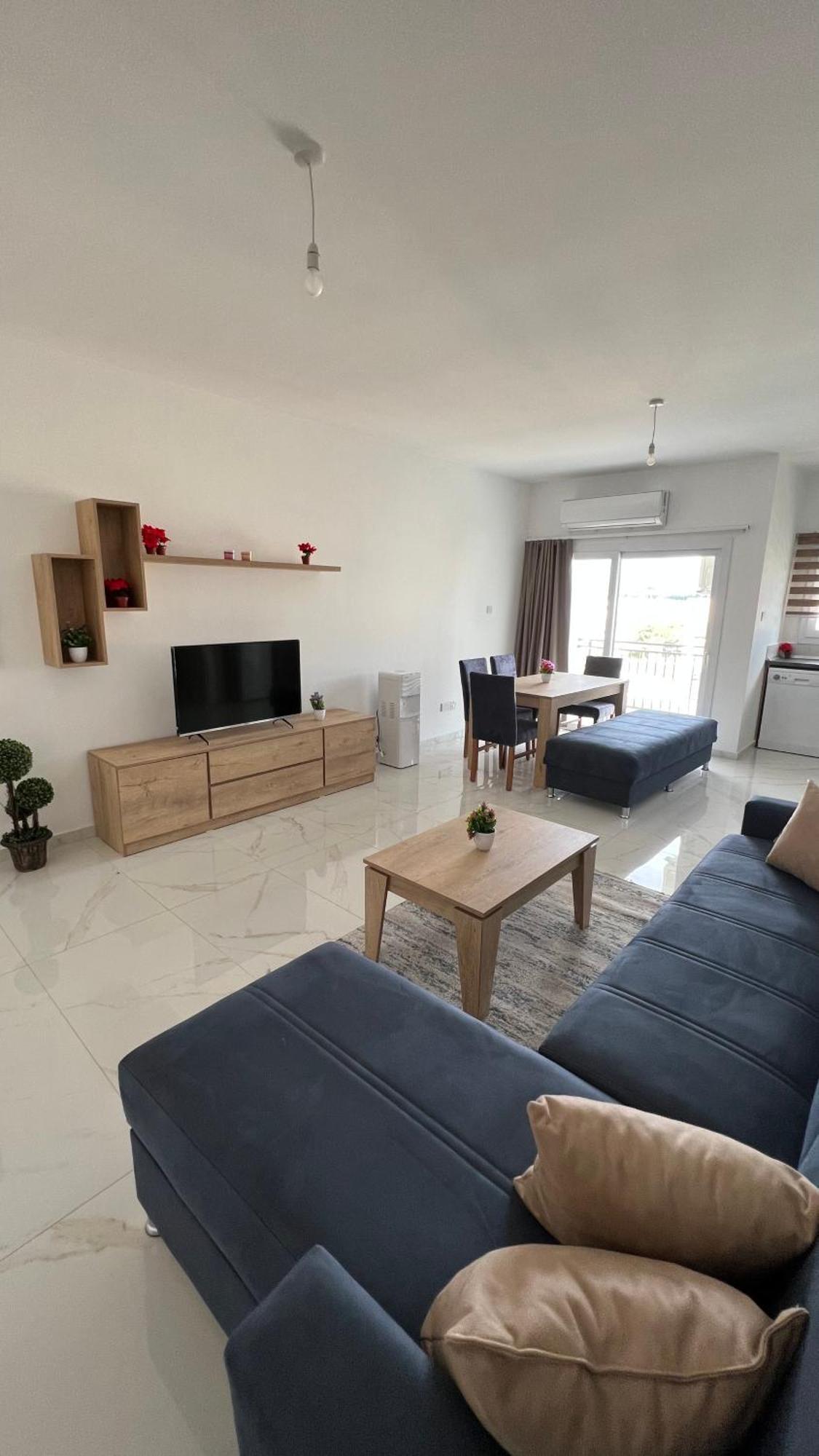Tetris Apartment Spacious Comfortable 尼科西亚 客房 照片