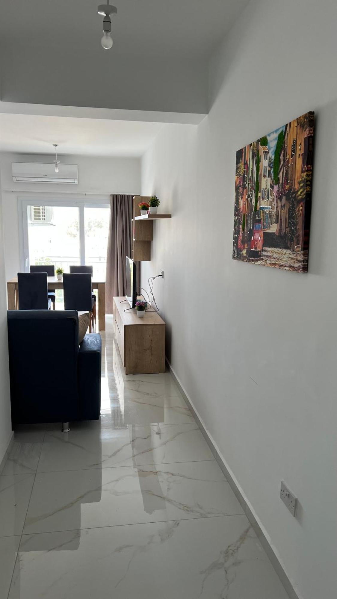 Tetris Apartment Spacious Comfortable 尼科西亚 客房 照片