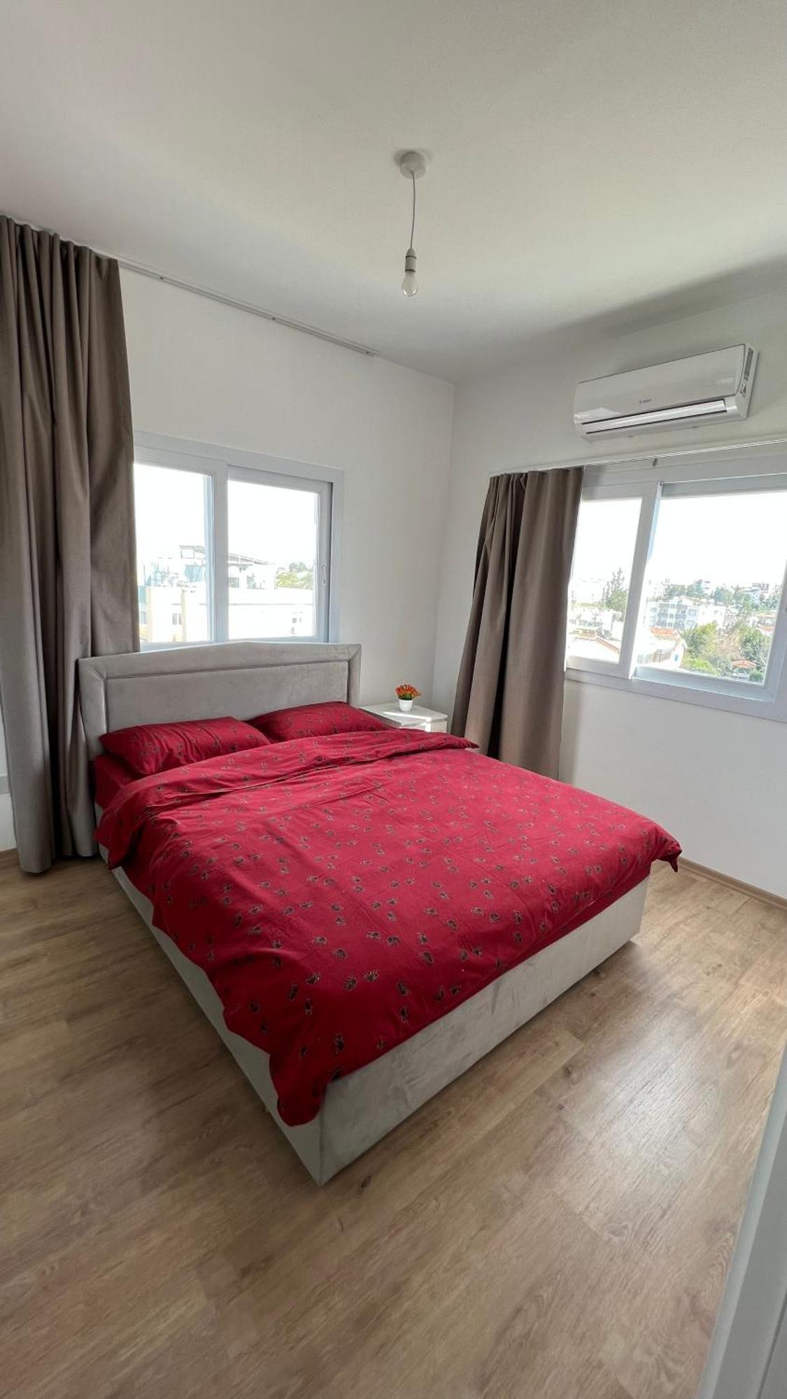 Tetris Apartment Spacious Comfortable 尼科西亚 客房 照片