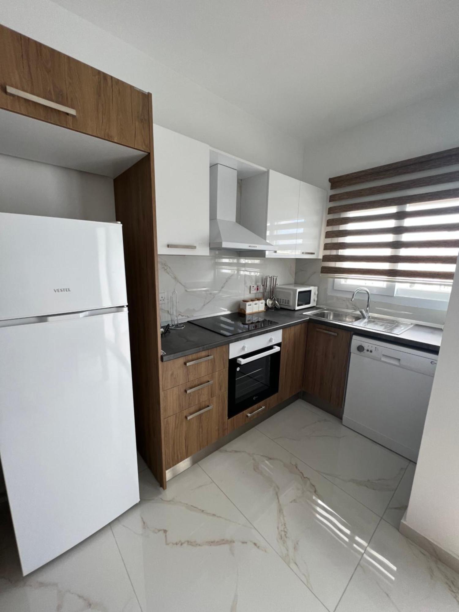 Tetris Apartment Spacious Comfortable 尼科西亚 客房 照片